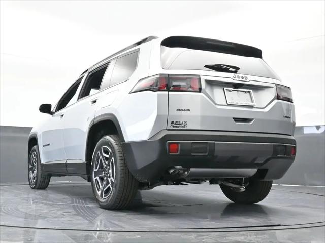 2026 Jeep Cherokee Laredo 4x4