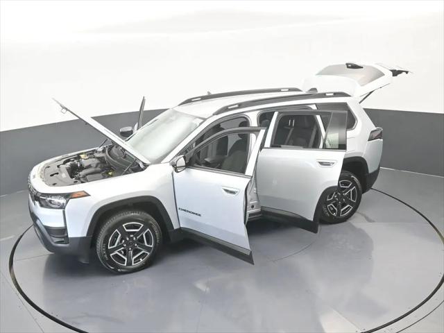 2026 Jeep Cherokee Laredo 4x4