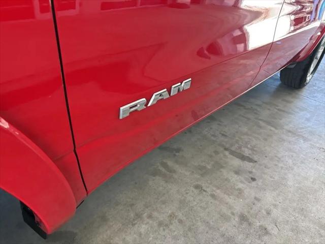 2025 Ram 1500 Big Horn Crew Cab 4x4 5'7" Box