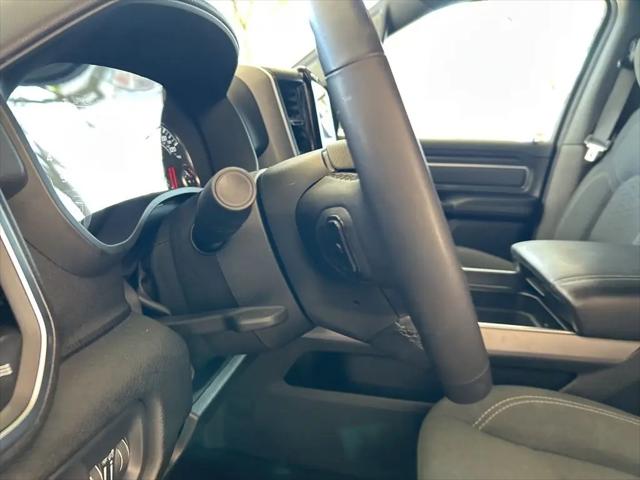 2025 Ram 1500 Big Horn Crew Cab 4x4 5'7" Box