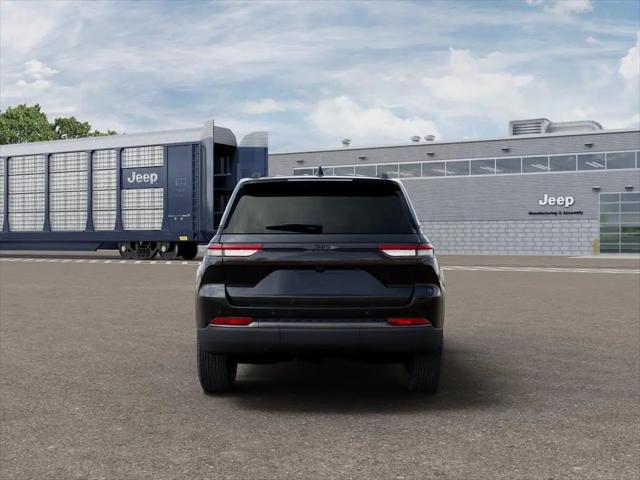 2026 Jeep Grand Cherokee Altitude 4x2