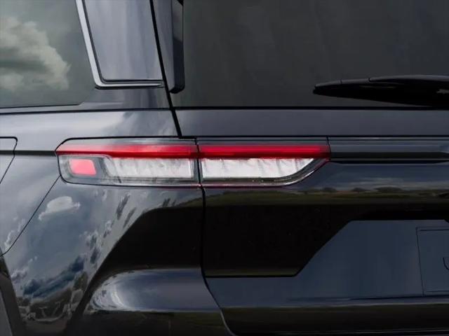 2026 Jeep Grand Cherokee Altitude 4x2