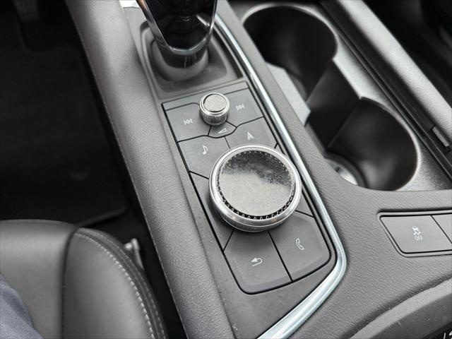 2026 Cadillac XT5 Premium Luxury FWD