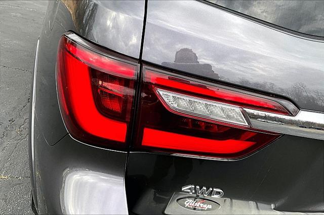2024 INFINITI QX80 LUXE AWD