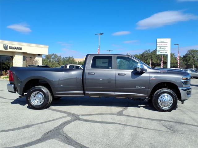 2026 RAM Ram 3500 RAM 3500 LARAMIE CREW CAB 4X4 8 BOX