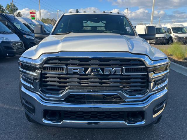 2026 RAM Ram 4500 Chassis Cab RAM 4500 TRADESMAN CHASSIS CREW CAB 4X4 84 CA