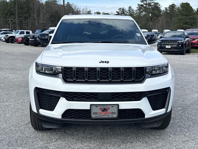 2026 Jeep Grand Cherokee Altitude 4x4