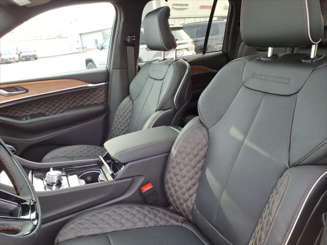 2026 Jeep Grand Cherokee Summit 4x4