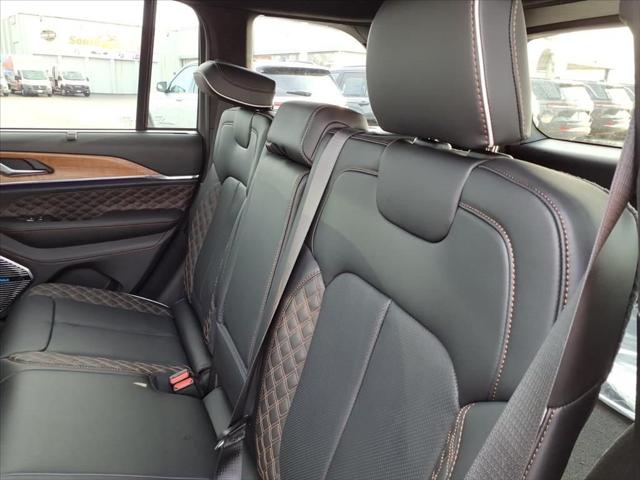 2026 Jeep Grand Cherokee Summit 4x4