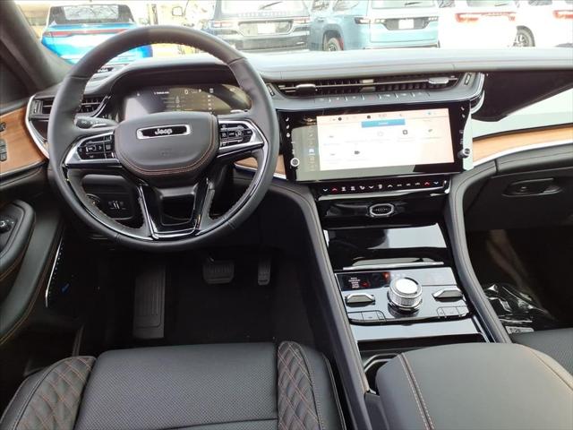 2026 Jeep Grand Cherokee Summit 4x4