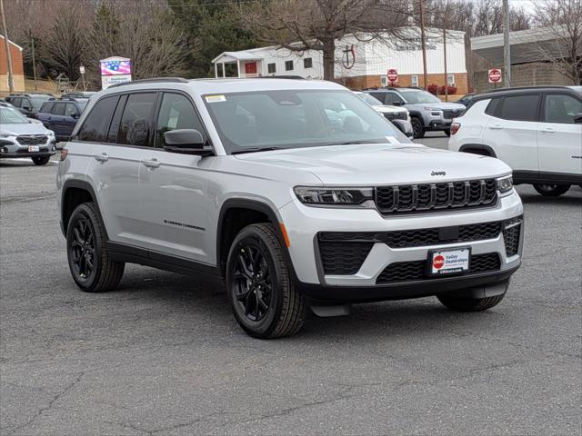 2026 Jeep Grand Cherokee GRAND CHEROKEE LAREDO ALTITUDE 4X4