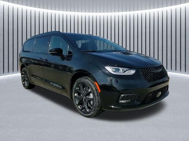 2026 Chrysler Pacifica PACIFICA SELECT AWD