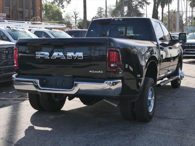 2026 RAM Ram 3500 RAM 3500 TRADESMAN CREW CAB 4X4 8 BOX
