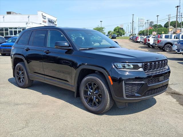 2026 Jeep Grand Cherokee GRAND CHEROKEE LAREDO ALTITUDE 4X4 2026 Jeep Grand Cherokee GRAND CHEROKEE LAREDO ALTITUDE 4X4