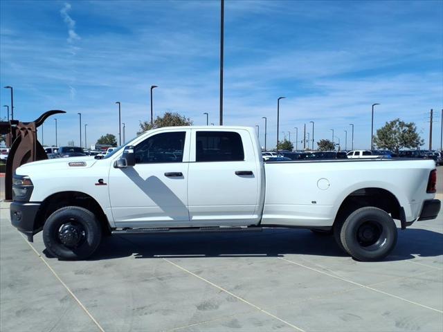2026 RAM Ram 3500 RAM 3500 TRADESMAN CREW CAB 4X4 8 BOX