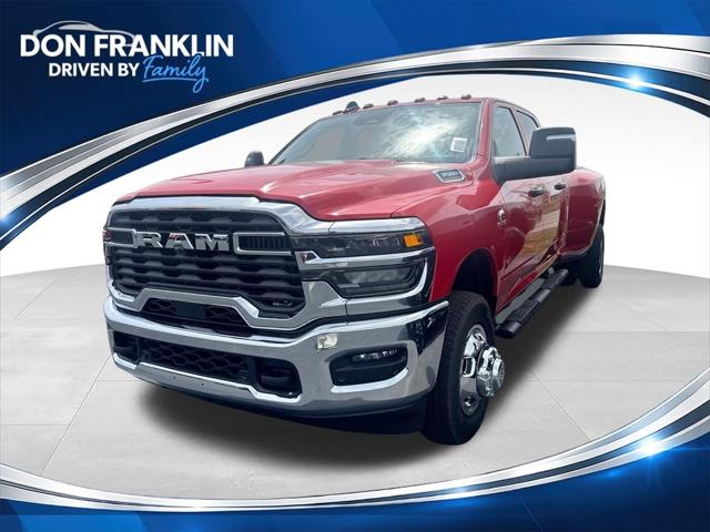 2026 RAM Ram 3500 RAM 3500 TRADESMAN CREW CAB 4X4 8 BOX