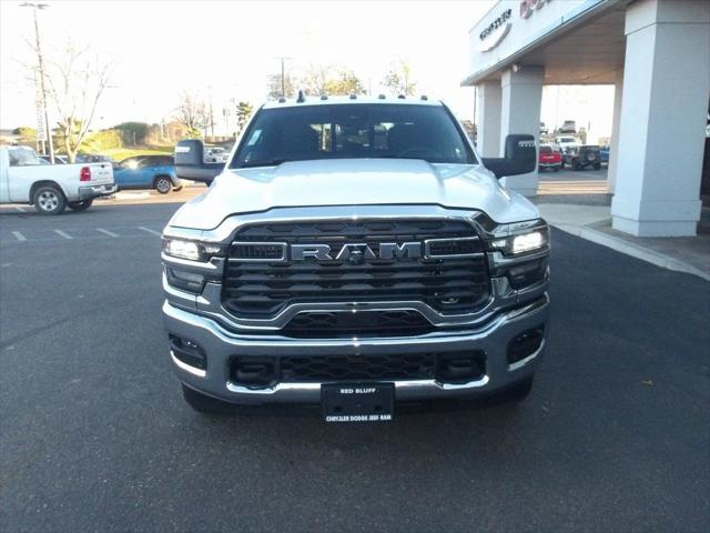 2026 RAM Ram 3500 RAM 3500 TRADESMAN CREW CAB 4X4 8 BOX