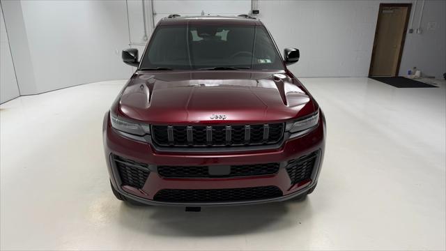 2026 Jeep Grand Cherokee GRAND CHEROKEE LAREDO ALTITUDE 4X4 2026 Jeep Grand Cherokee GRAND CHEROKEE LAREDO ALTITUDE 4X4