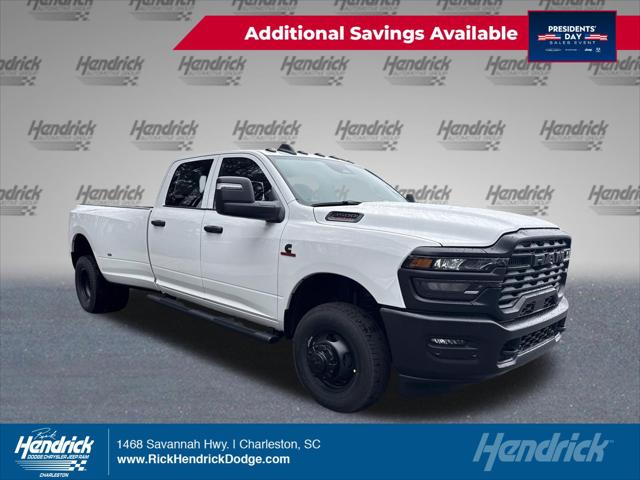 2026 RAM Ram 3500 RAM 3500 TRADESMAN CREW CAB 4X4 8 BOX