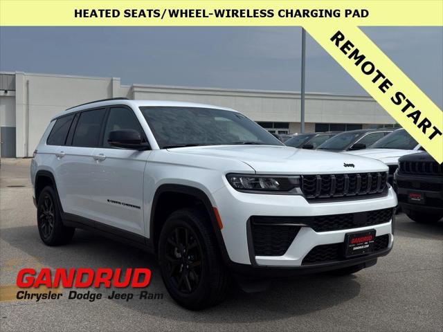 2026 Jeep Grand Cherokee L GRAND CHEROKEE L LAREDO ALTITUDE 4X4