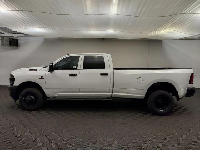 2026 RAM Ram 3500 RAM 3500 TRADESMAN CREW CAB 4X4 8 BOX