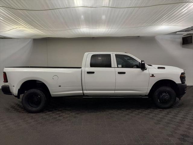 2026 Ram 3500 Tradesman Crew Cab 4x4 8' Box