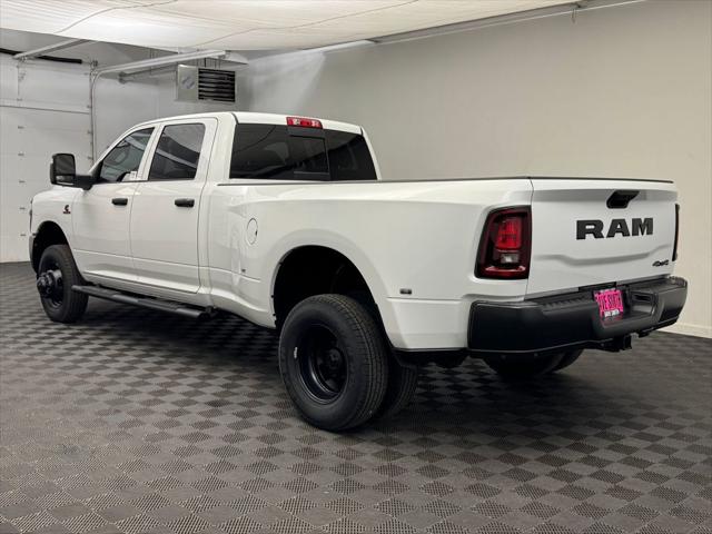 2026 RAM Ram 3500 RAM 3500 TRADESMAN CREW CAB 4X4 8 BOX
