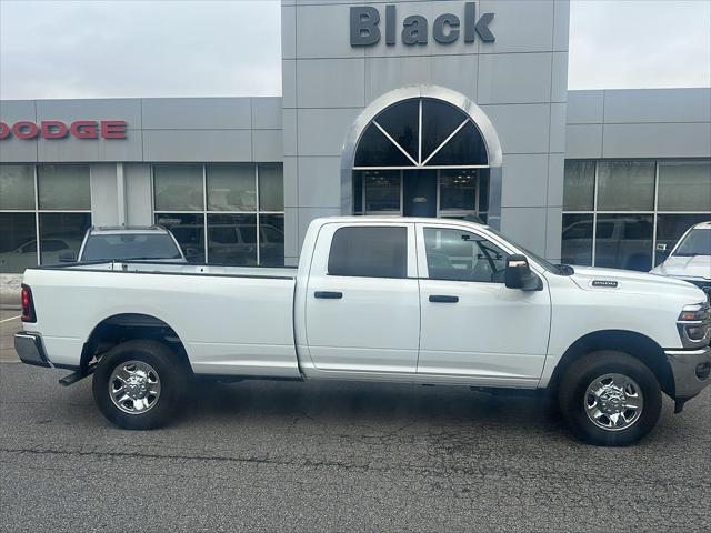 2026 RAM Ram 2500 RAM 2500 TRADESMAN CREW CAB 4X4 8 BOX