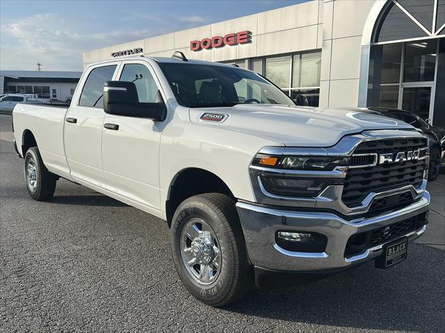 2026 RAM Ram 2500 RAM 2500 TRADESMAN CREW CAB 4X4 8 BOX