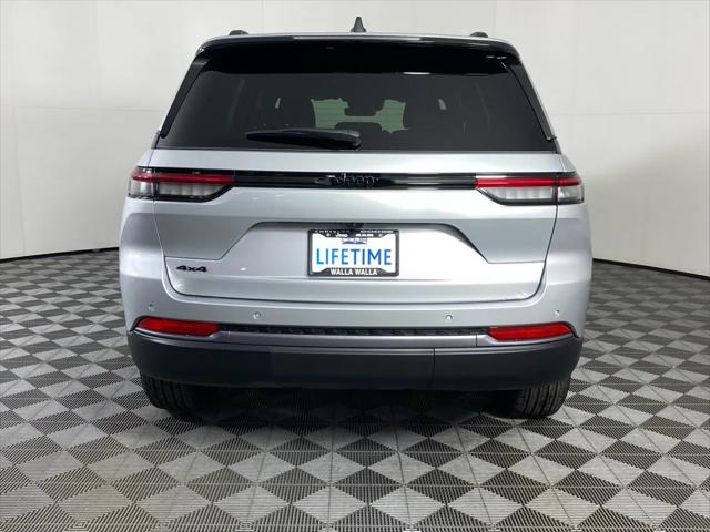 2026 Jeep Grand Cherokee GRAND CHEROKEE LAREDO ALTITUDE 4X4