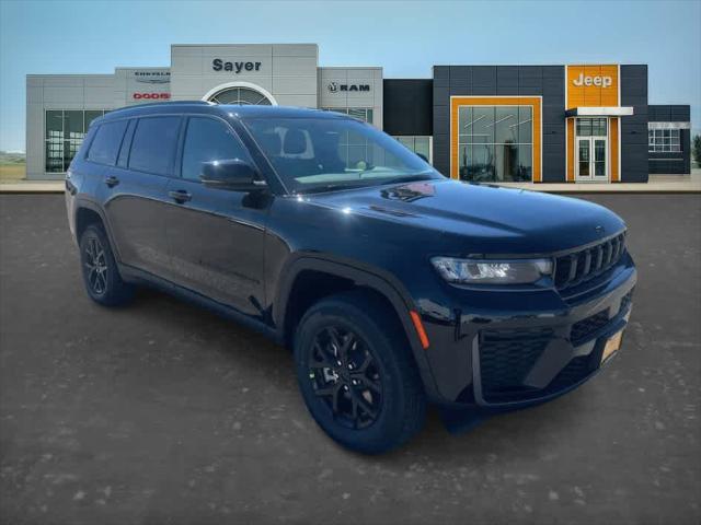 2026 Jeep Grand Cherokee GRAND CHEROKEE L LAREDO ALTITUDE 4X4