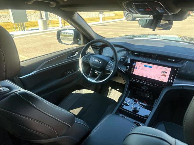 2026 Jeep Grand Cherokee Altitude 4x4