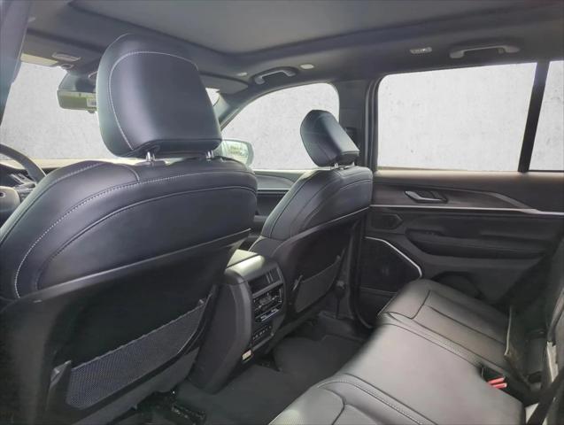 2026 Jeep Grand Cherokee Limited Reserve