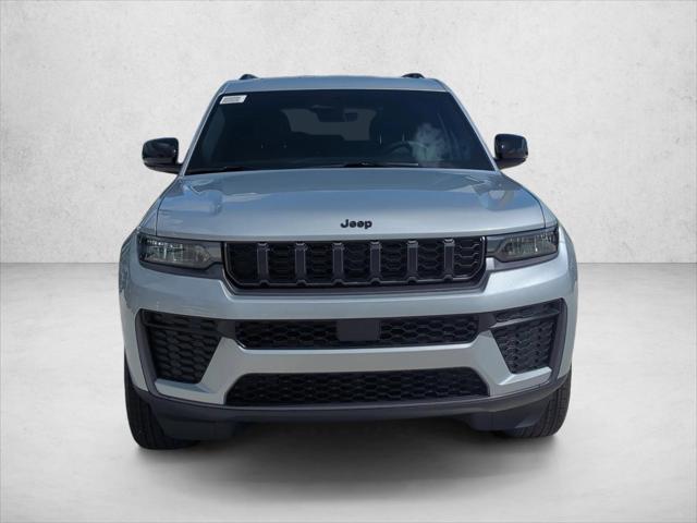 2026 Jeep Grand Cherokee Altitude 4x2
