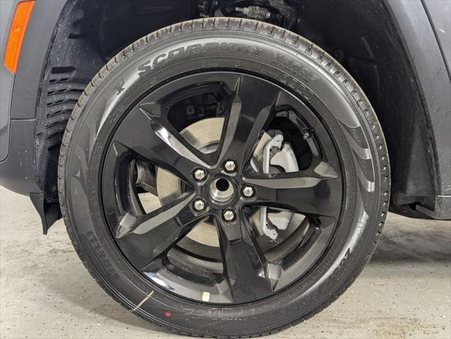 2026 Jeep Grand Cherokee Limited 4x2
