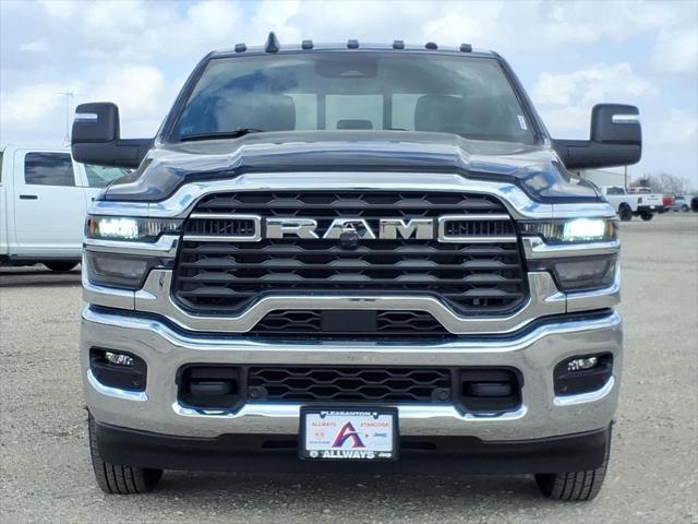 2026 RAM Ram 3500 RAM 3500 TRADESMAN CREW CAB 4X4 8 BOX