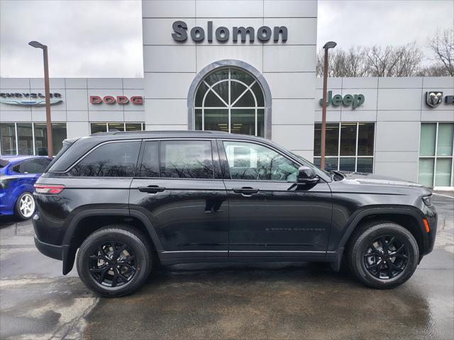 2026 Jeep Grand Cherokee GRAND CHEROKEE LAREDO ALTITUDE 4X4 2026 Jeep Grand Cherokee GRAND CHEROKEE LAREDO ALTITUDE 4X4