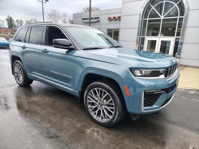 2026 Jeep Grand Cherokee GRAND CHEROKEE SUMMIT 4X4