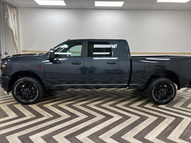 2026 RAM Ram 3500 RAM 3500 LARAMIE MEGA CAB 4X4 64 BOX