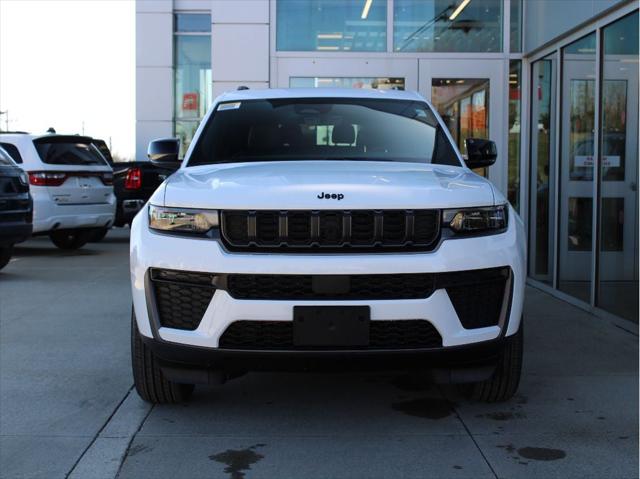 2026 Jeep Grand Cherokee GRAND CHEROKEE L LAREDO ALTITUDE 4X4