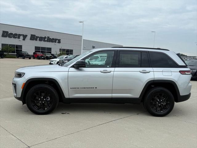 2026 Jeep Grand Cherokee Altitude 4x4