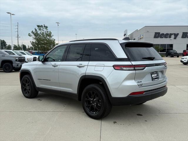 2026 Jeep Grand Cherokee Altitude 4x4