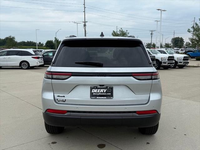 2026 Jeep Grand Cherokee Altitude 4x4