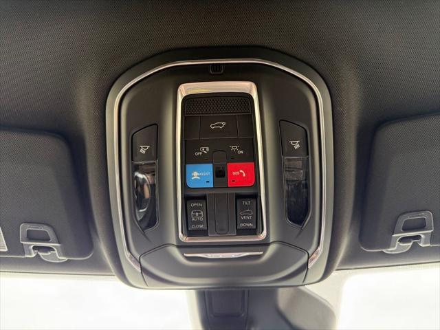 2026 Jeep Grand Cherokee Altitude 4x4