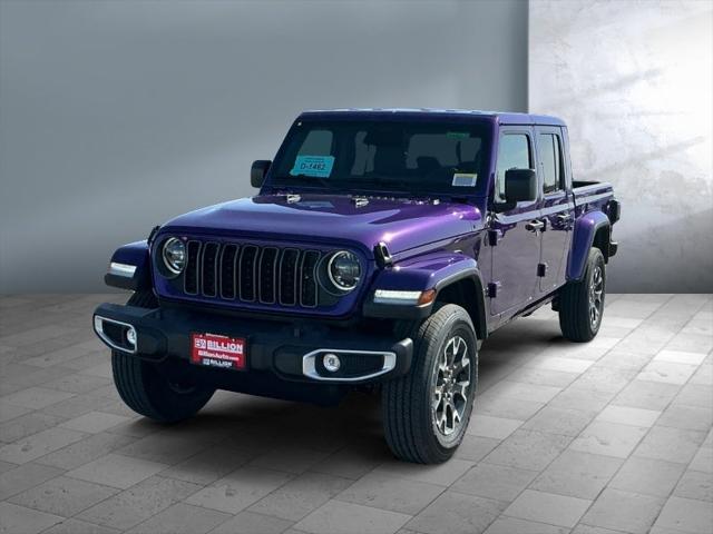2026 Jeep Gladiator GLADIATOR SAHARA 4X4