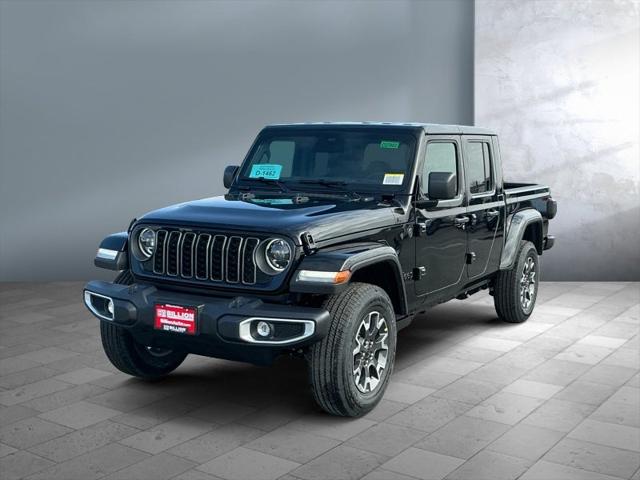 2026 Jeep Gladiator GLADIATOR SAHARA 4X4