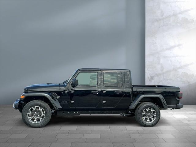 2026 Jeep Gladiator GLADIATOR SAHARA 4X4