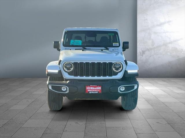 2026 Jeep Gladiator GLADIATOR SAHARA 4X4