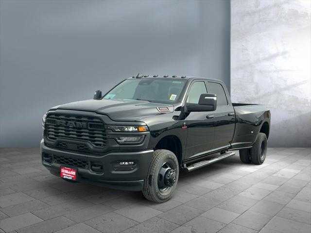 2026 RAM Ram 3500 RAM 3500 TRADESMAN CREW CAB 4X4 8 BOX