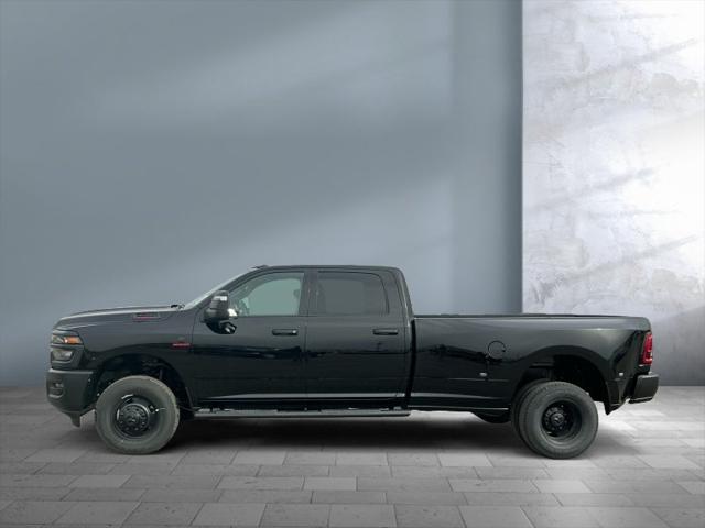 2026 RAM Ram 3500 RAM 3500 TRADESMAN CREW CAB 4X4 8 BOX